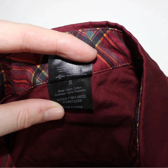 Harry Potter Gryffindor Universal’s Wizarding World Long Sleeve Button Down Sm - Picture 9 of 9